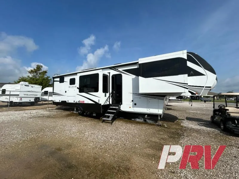 2027 Grand Design Solitude 380FL - Photo 3
