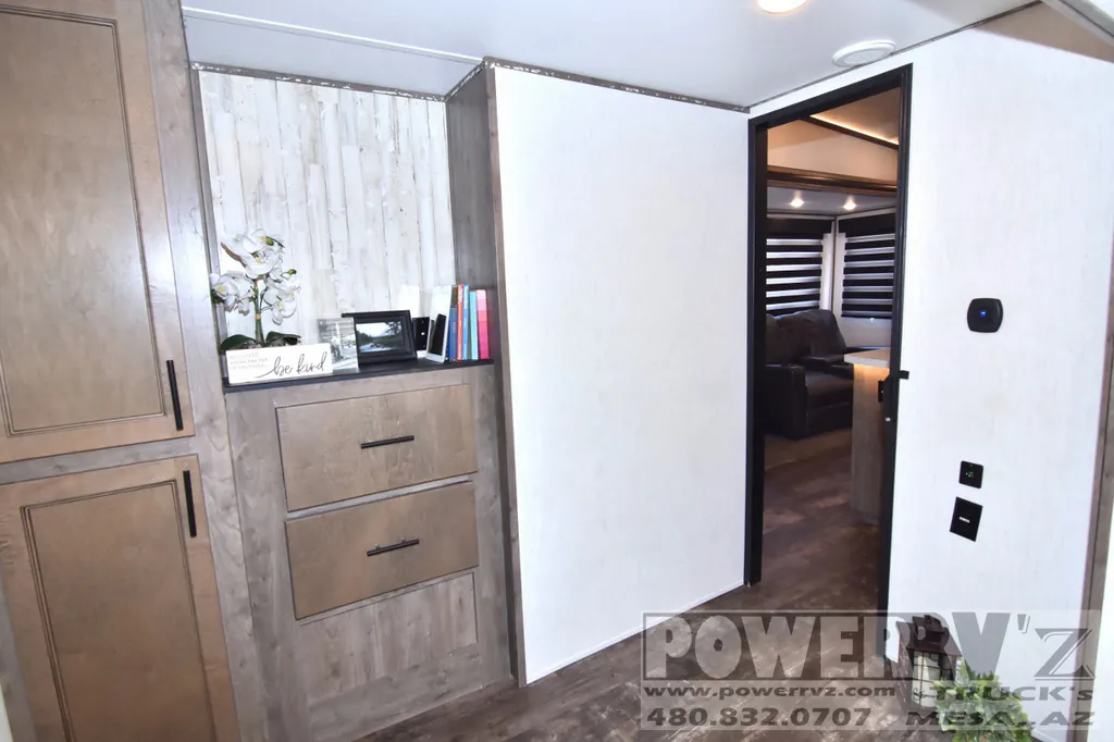 2021 Forest River Sabre 36BHQ, Photos photo 32