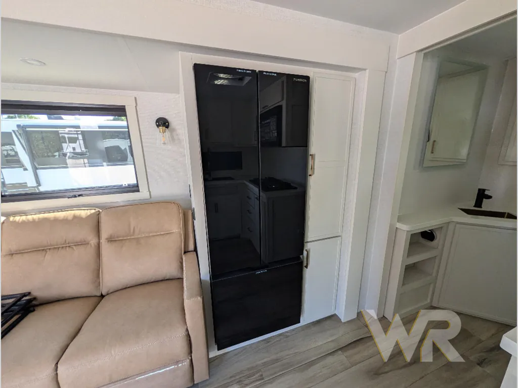2027 Brinkley Model I 290, Photos photo 38