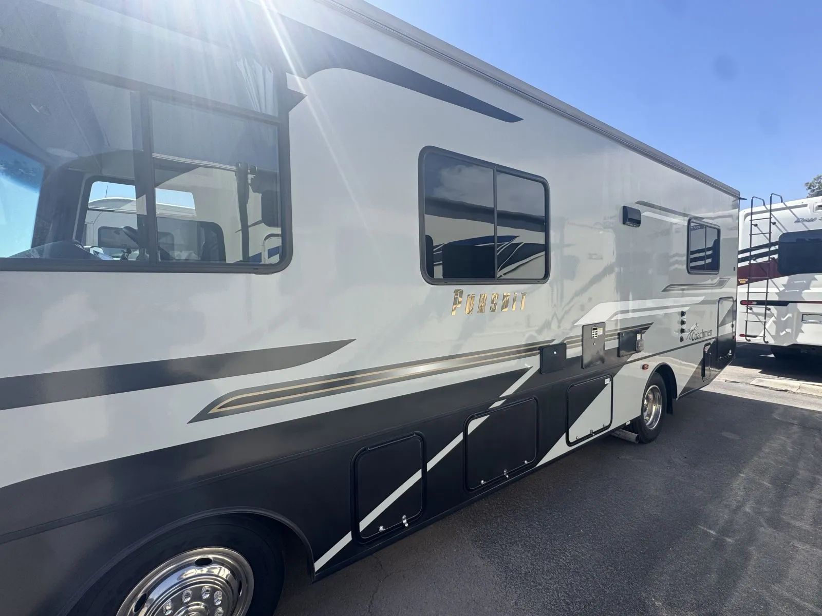 2022 Forest River Pursuit 27XPS - Photo 4