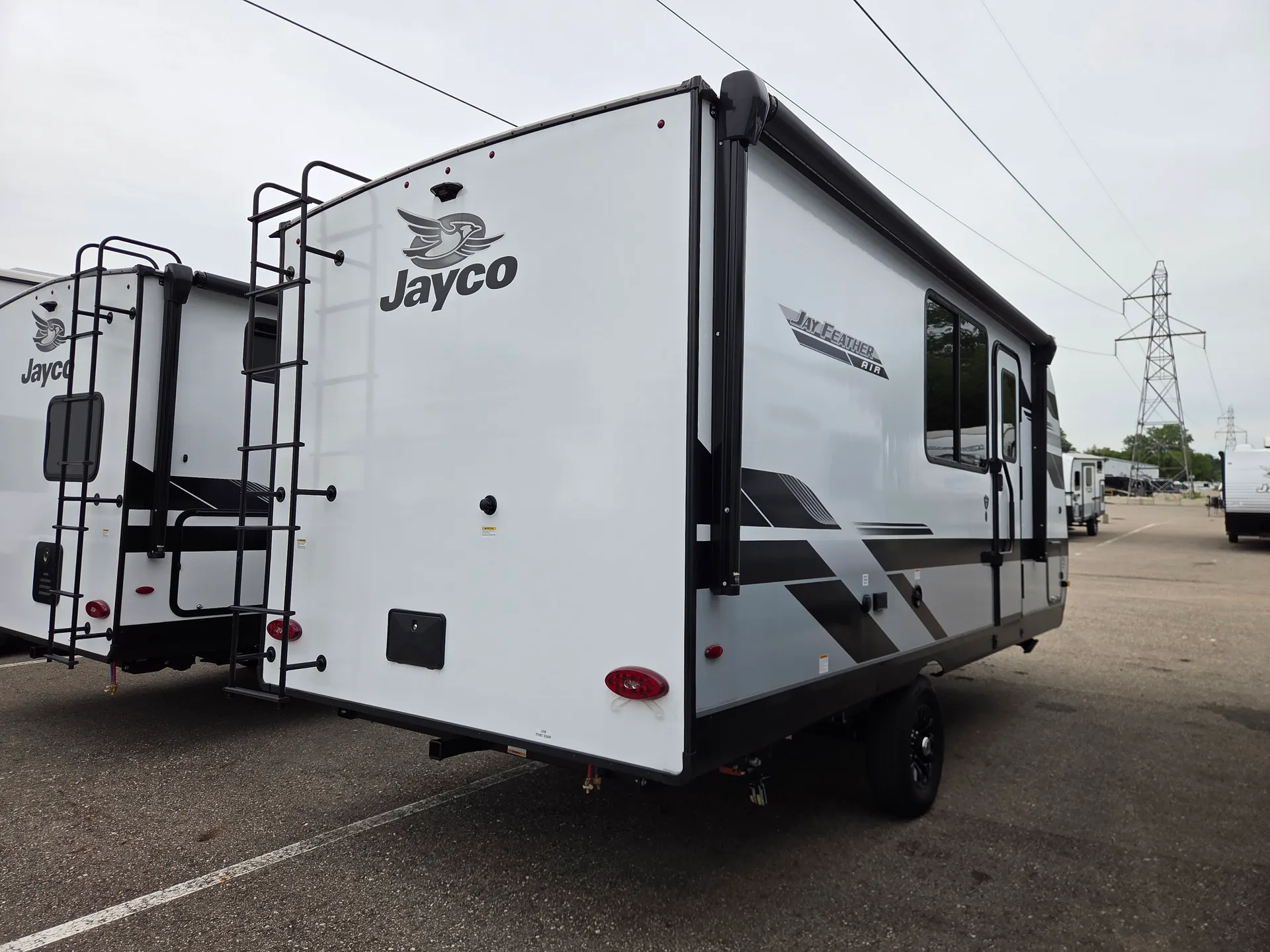 2025 Jayco Jay Feather Air 18MBH - Photo 3