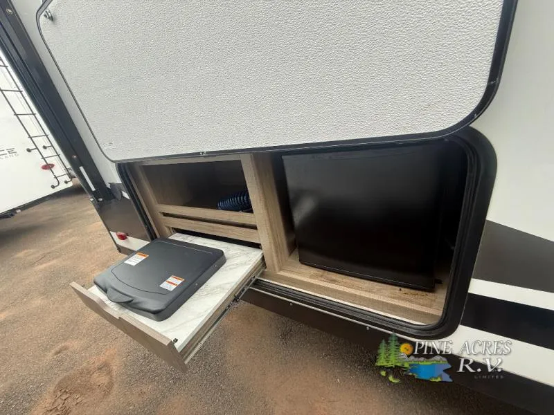 2022 Grand Design Imagine XLS 23BHE - Photo 3