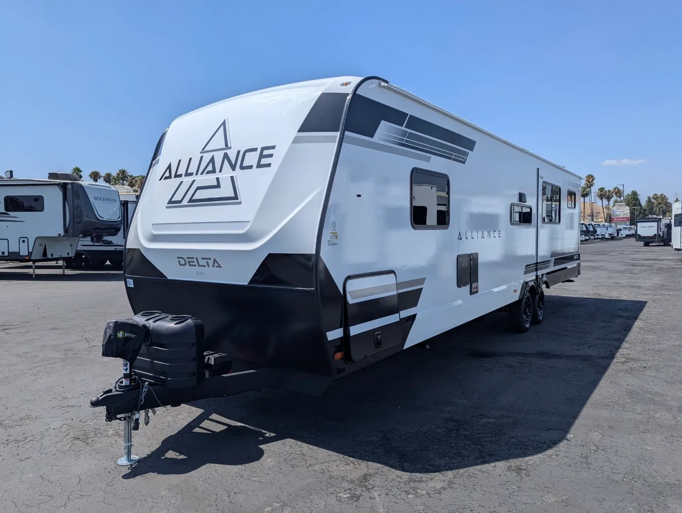 2027 Alliance RV Delta 321BH - Photo 4