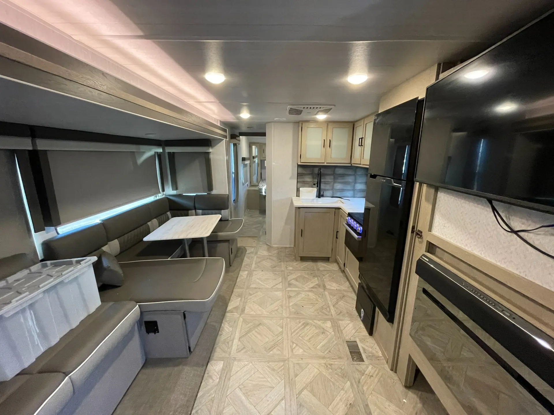 2023 Forest River Salem 29BDB - Photo 2
