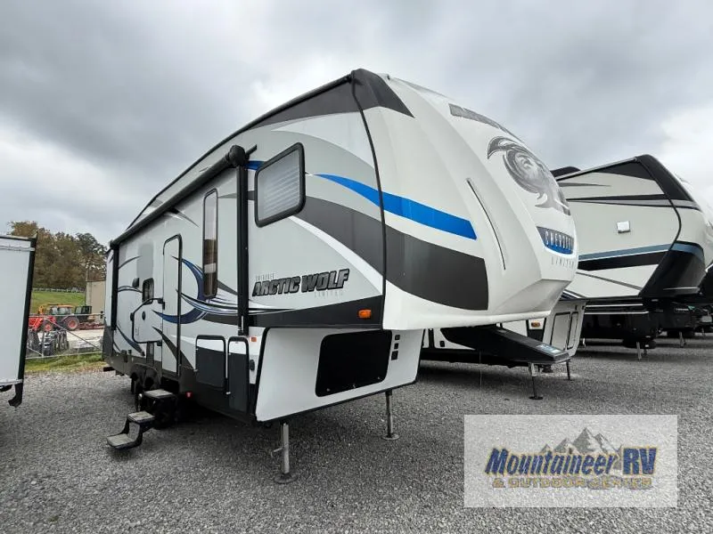 2017 Forest River RV Cherokee Arctic Wolf 255DRL4 - Photo 2