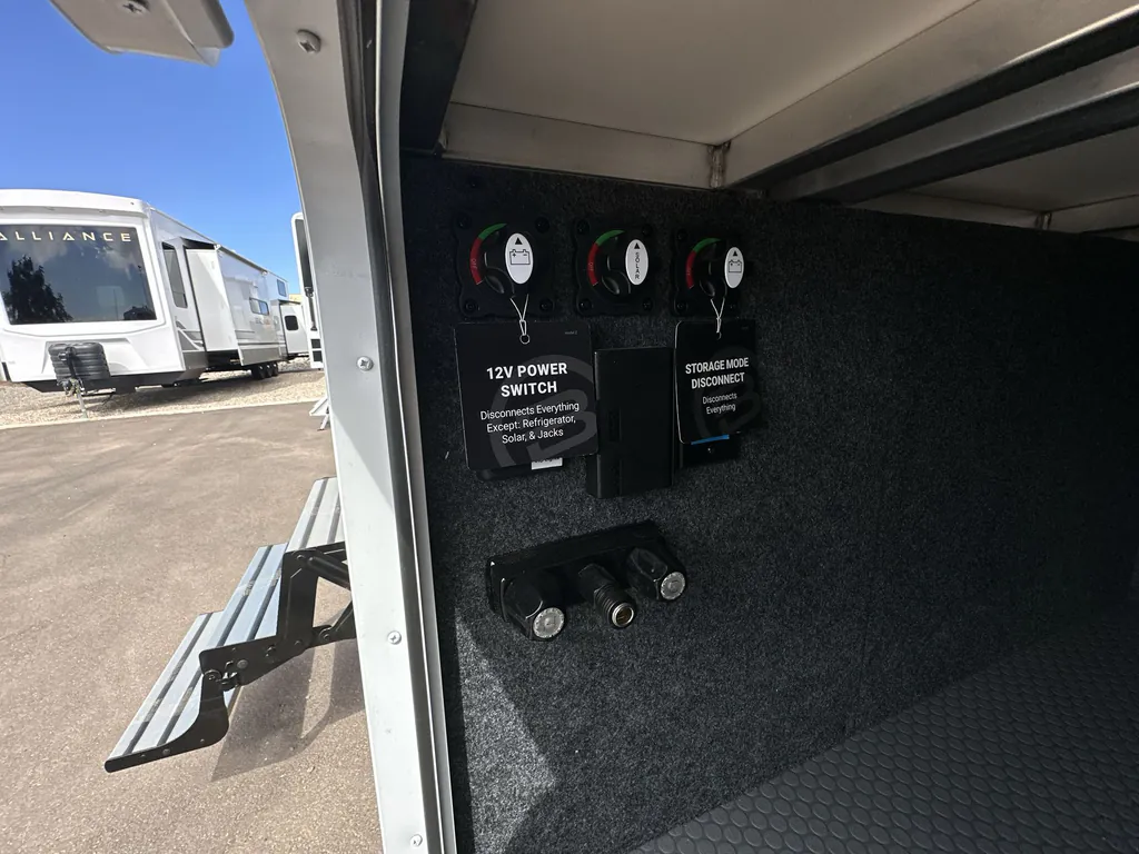2026 Brinkley Model I 294, Photos photo 6
