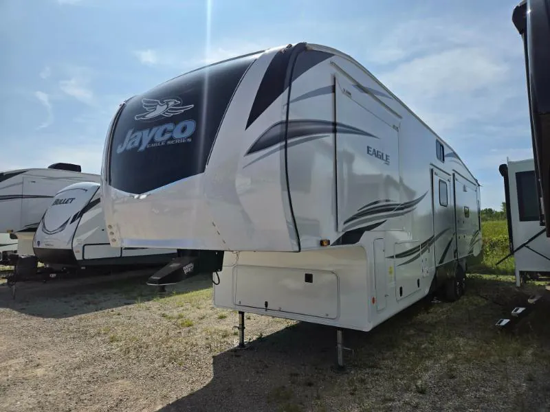 2023 Jayco Eagle 355MBQS - Photo 4