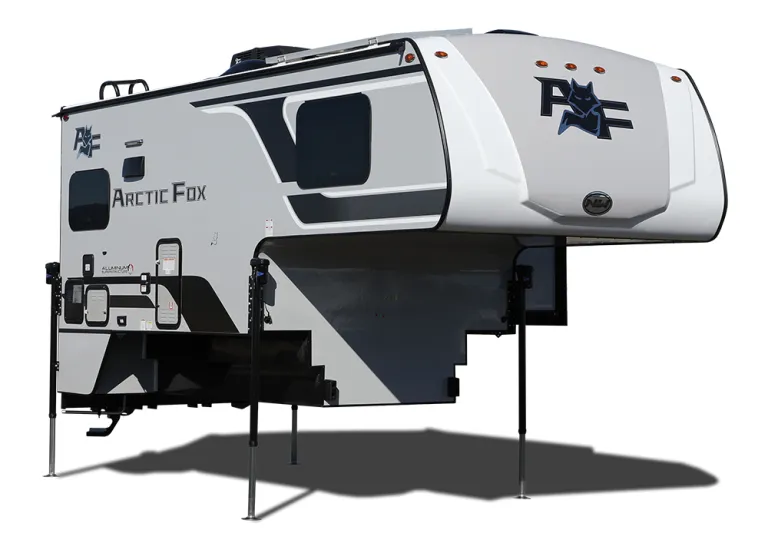 Arctic Fox Camper 992 exterior