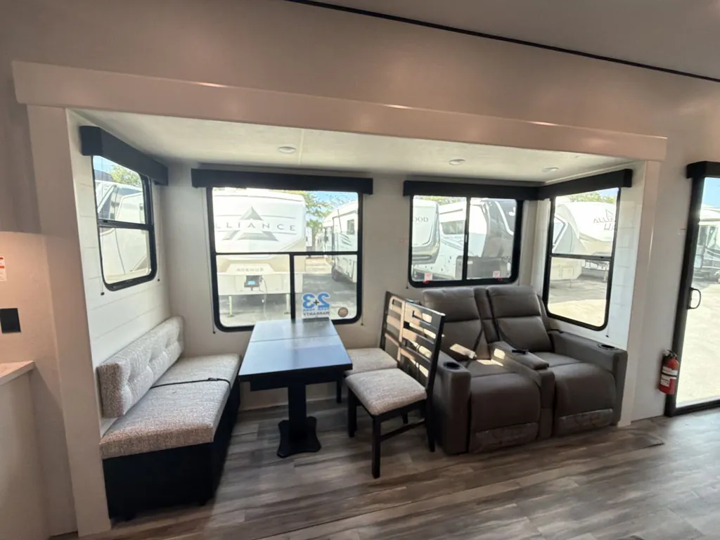 2026 Jayco Jay Flight Bungalow 404LOFT DS, Photos photo 12