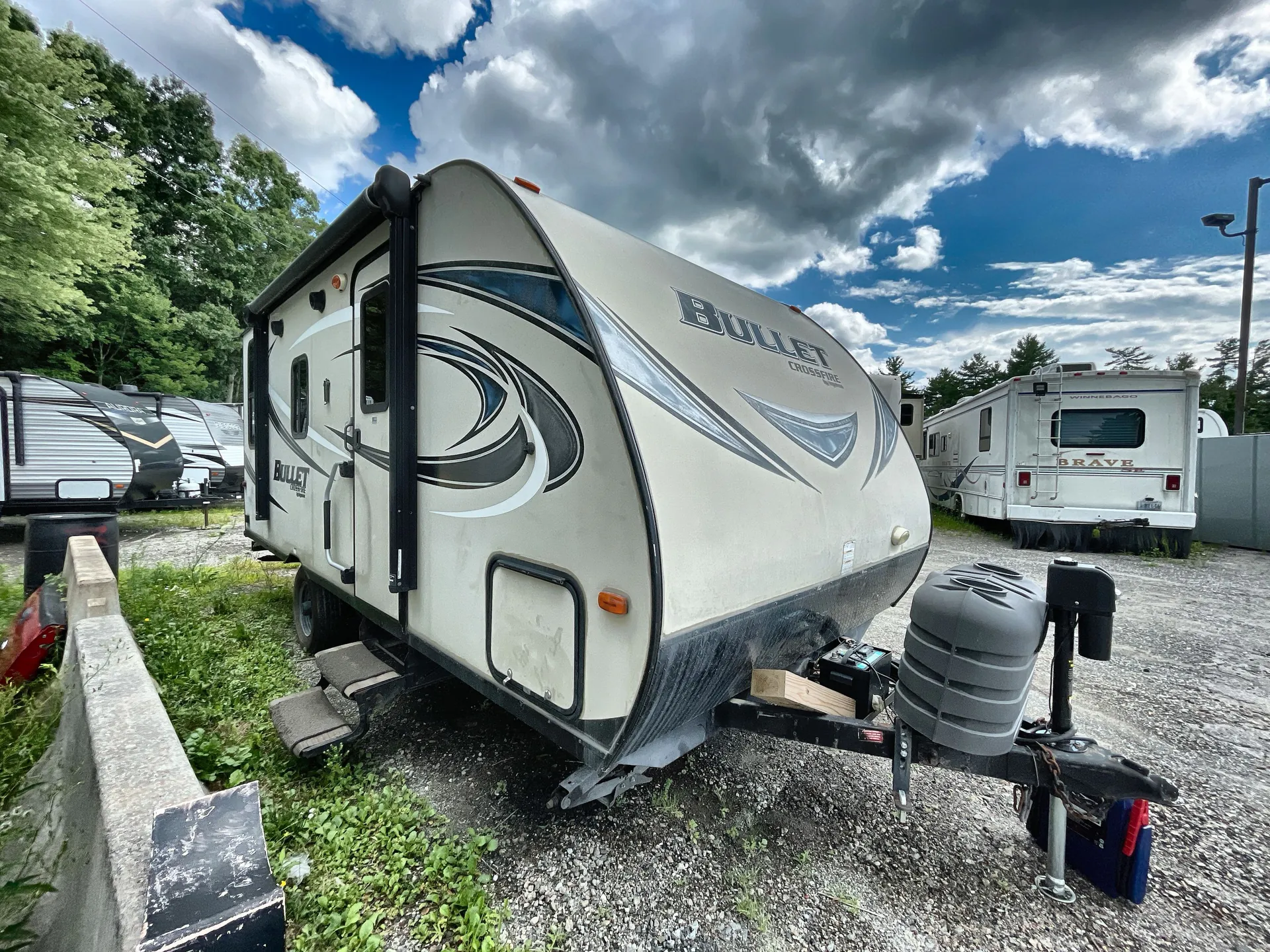 2017 Keystone Bullet Crossfire 1900RD - Photo 2