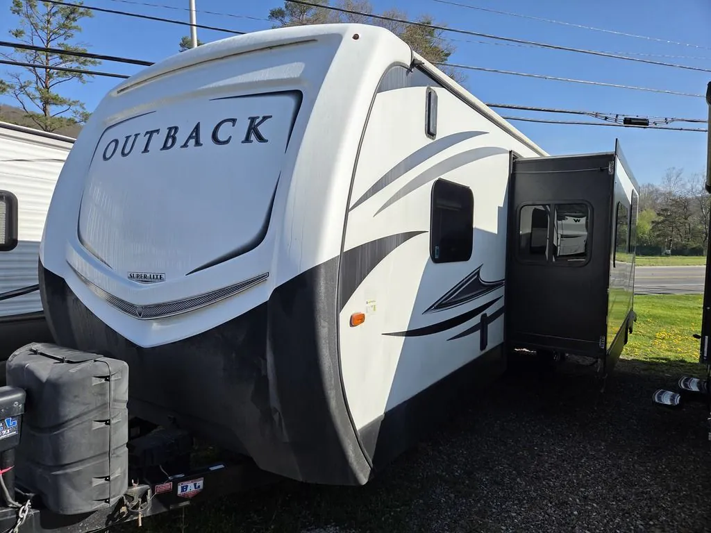2018 Keystone Outback 324CG - Photo 3