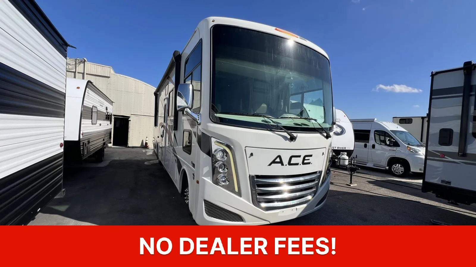 2023 Thor Motor Coach A.C.E 32B - Photo 2