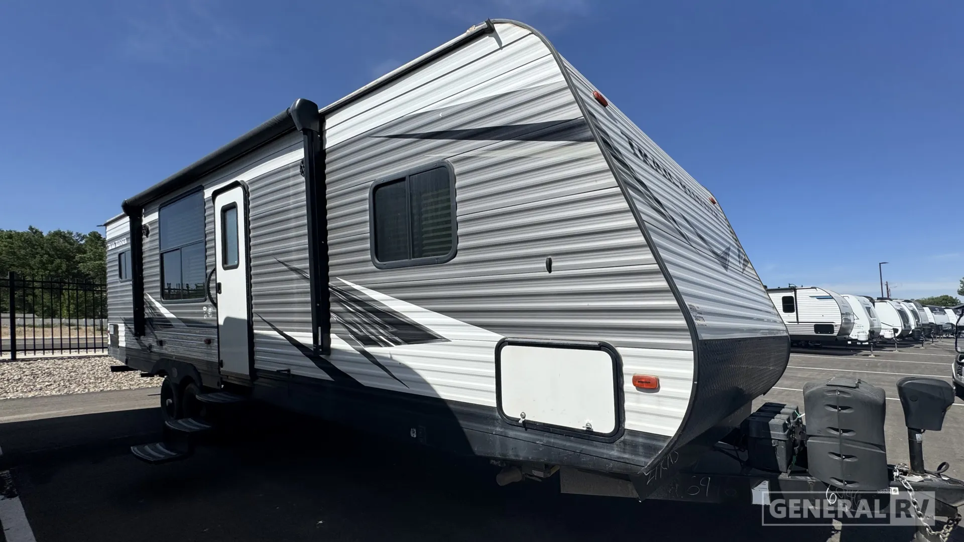 2023 Heartland Trail Runner 27RKS - Photo 2