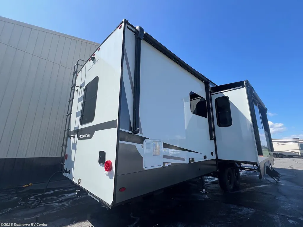 2027 Forest River Rockwood Signature 403SDB, Photos photo 7
