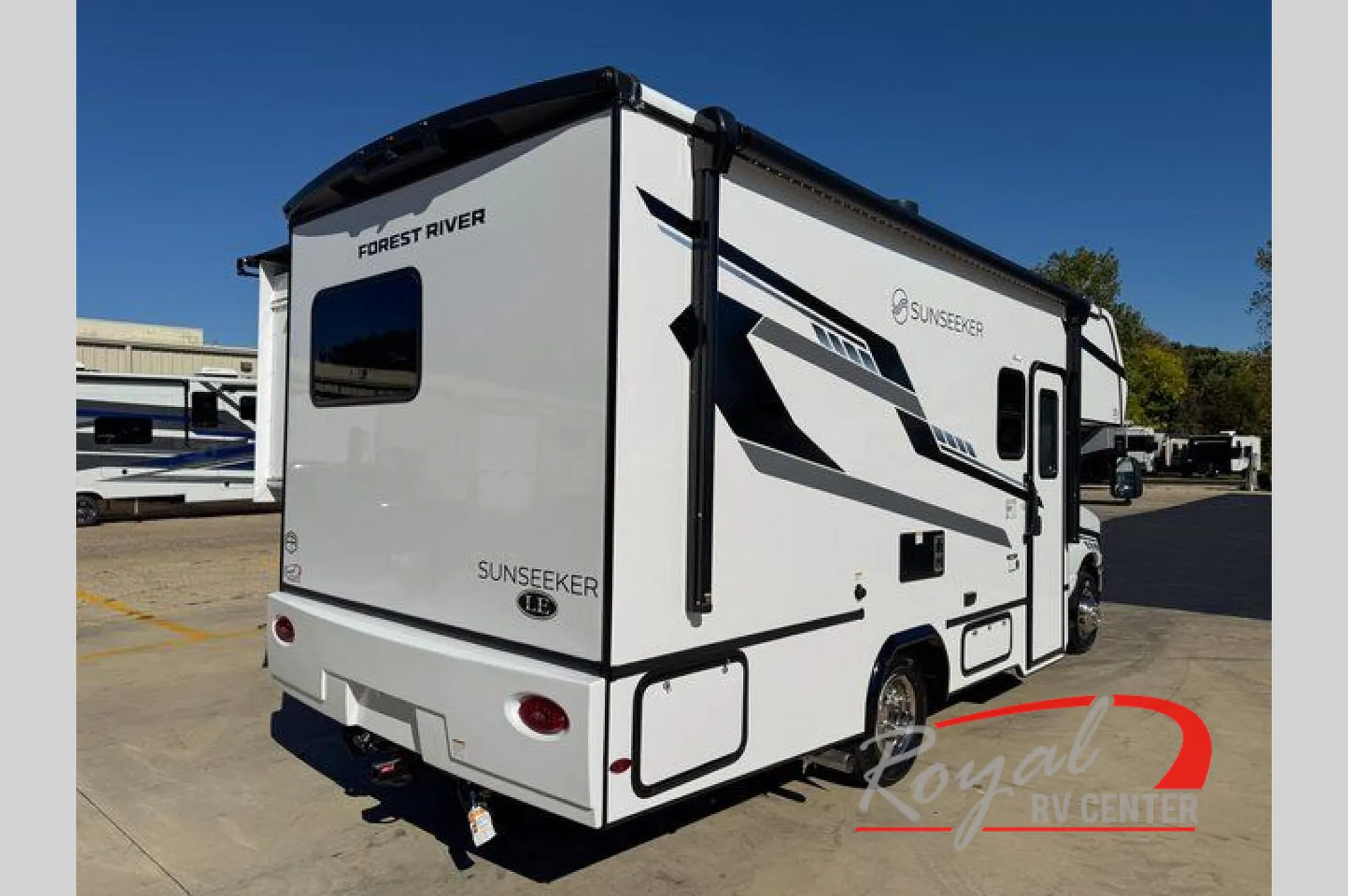 2026 Forest River Sunseeker LE 2250SLE FORD - Photo 4