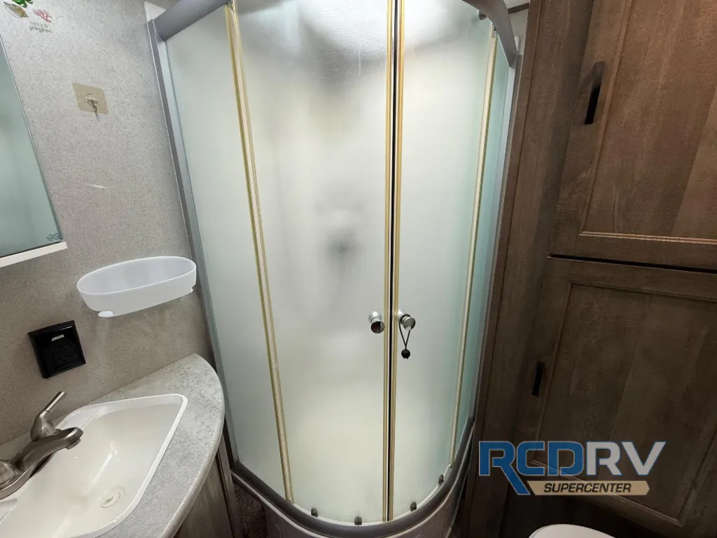 2019 Forest River Vibe 25RK, Photos photo 12