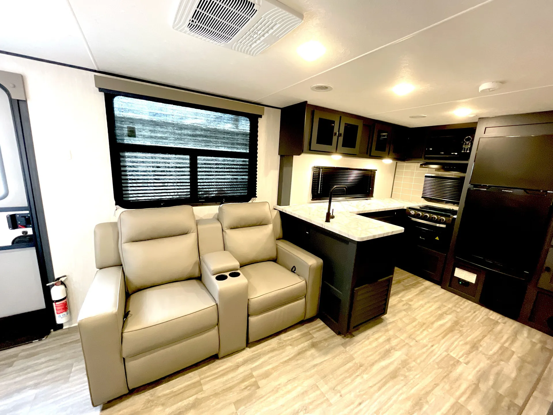 2024 Coachmen Apex 264RKS — living area main