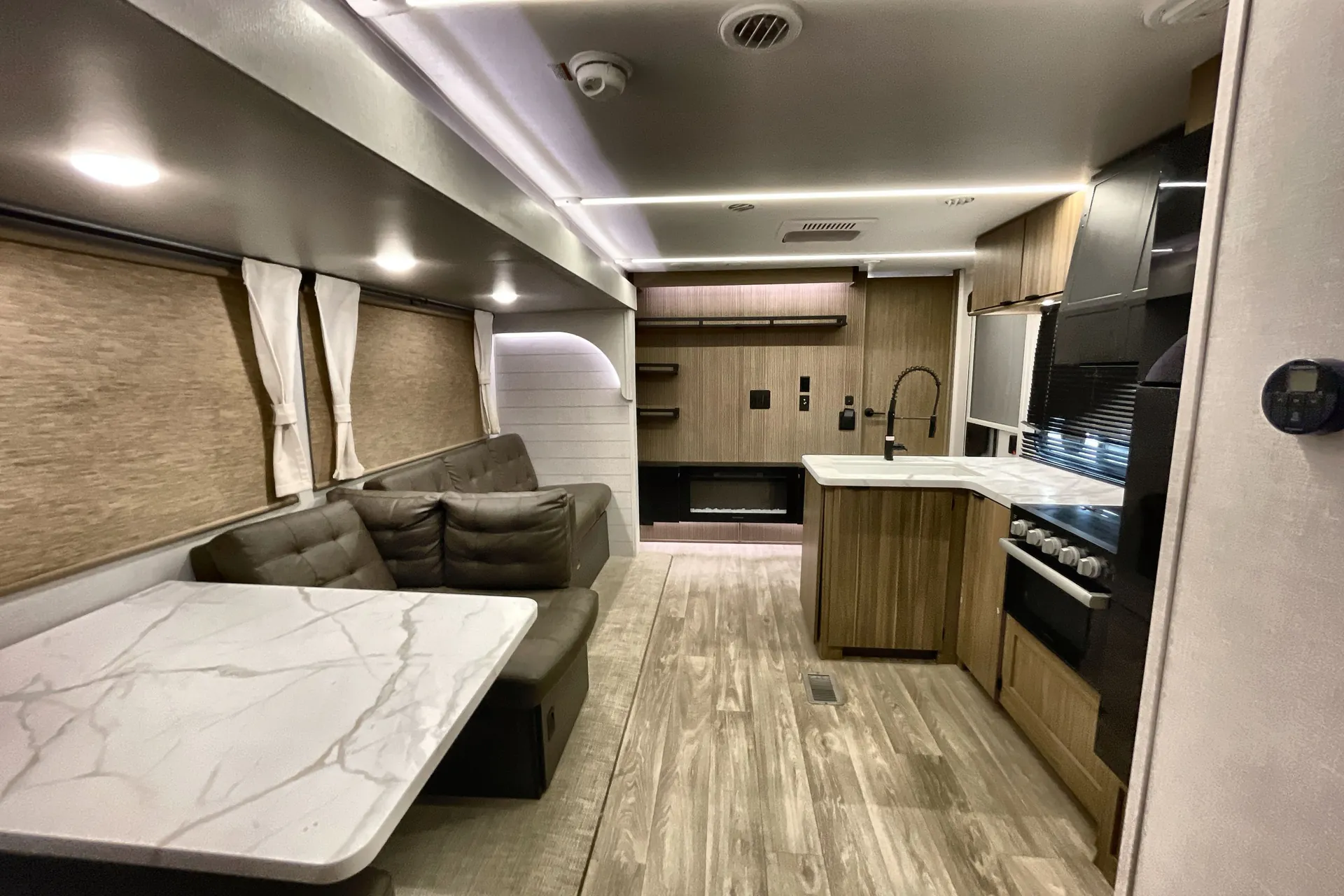 2026 Forest River Wildwood 33TS — living area main