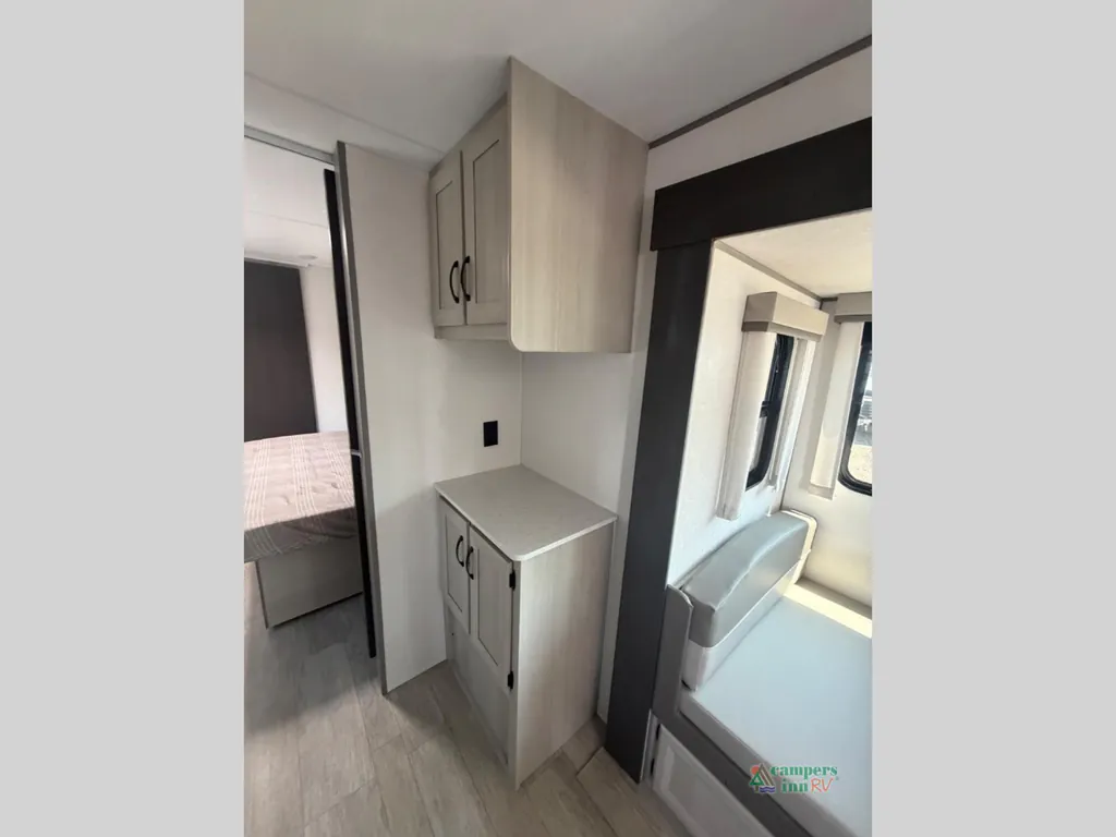 2027 Coachmen Catalina Legacy Edition 333DBDSCK, Photos photo 22