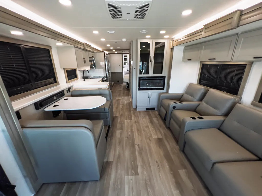 2027 Entegra Coach Vision XL 36C, Photos photo 6