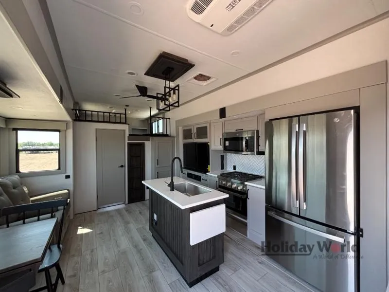 2026 Keystone Montana High Country 381TB - Photo 4