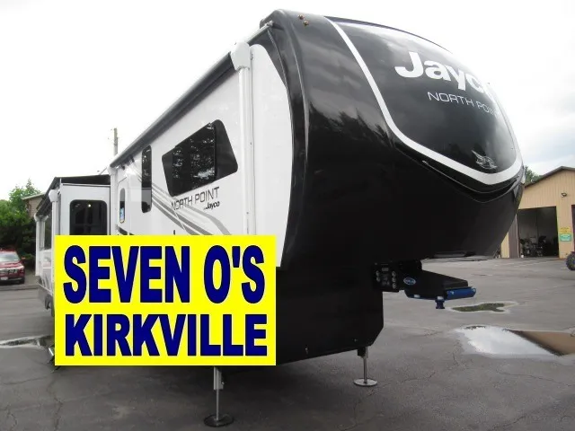 2026 Jayco North Point 381CKRE - Photo 2