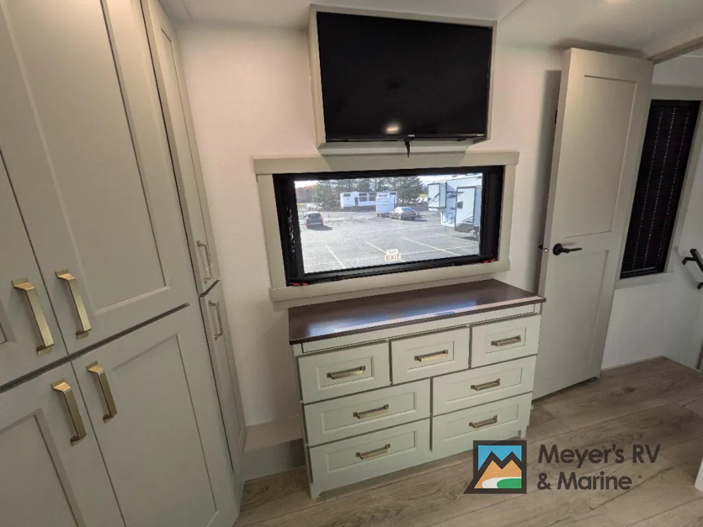 2026 Brinkley Model G 4100, Photos photo 45