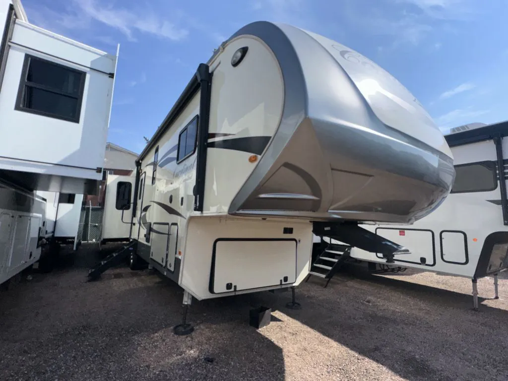 2019 Forest River Cardinal Limited 3780LFLE - Photo 2
