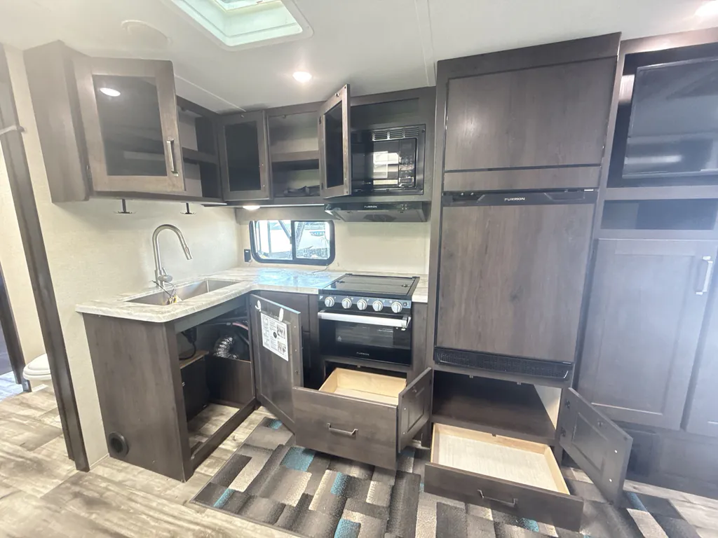 2023 Grand Design Transcend Xplor 321BH, Photos photo 14