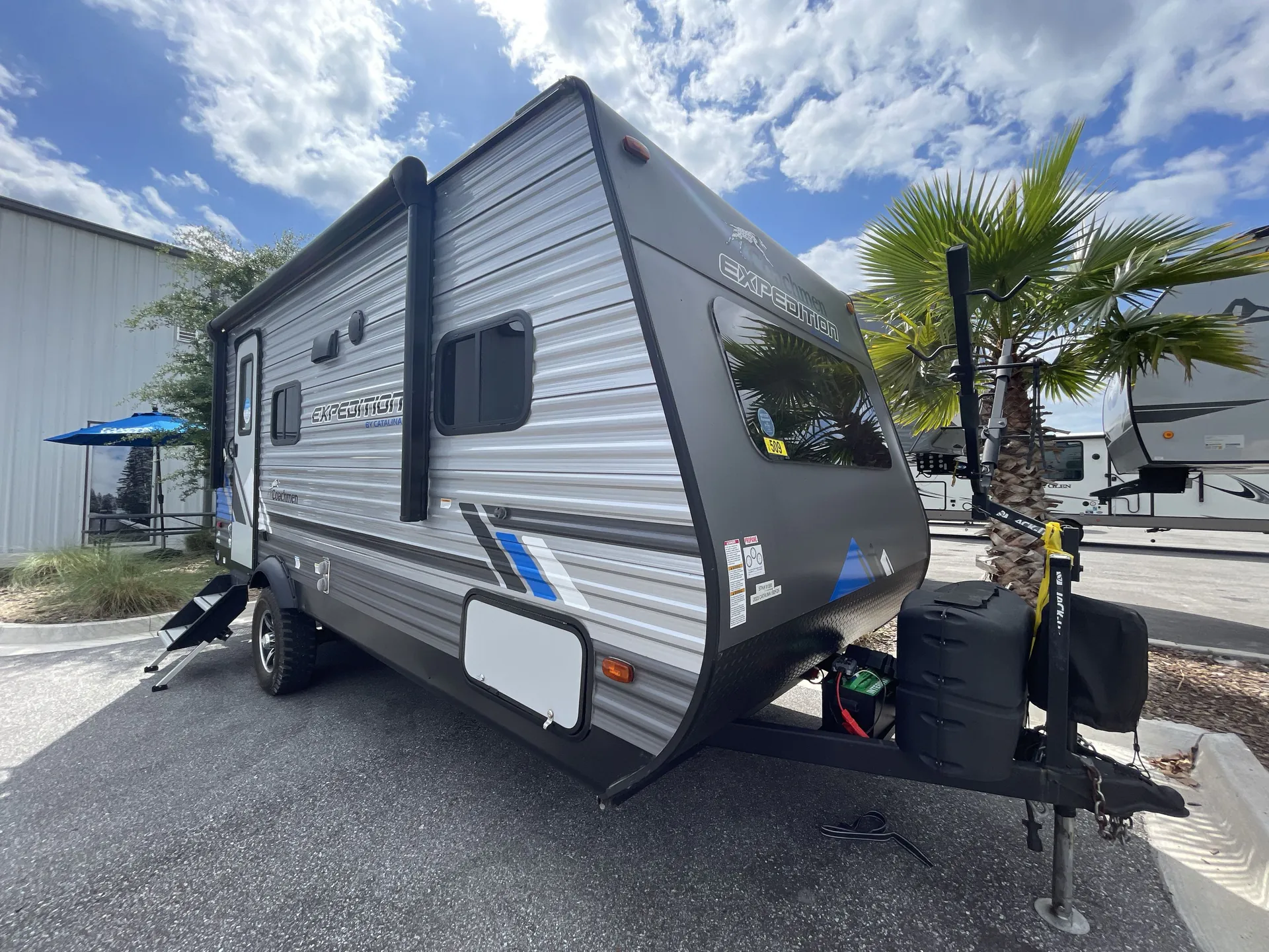 2023 Coachmen Catalina Expedition 192FQS - Photo 2