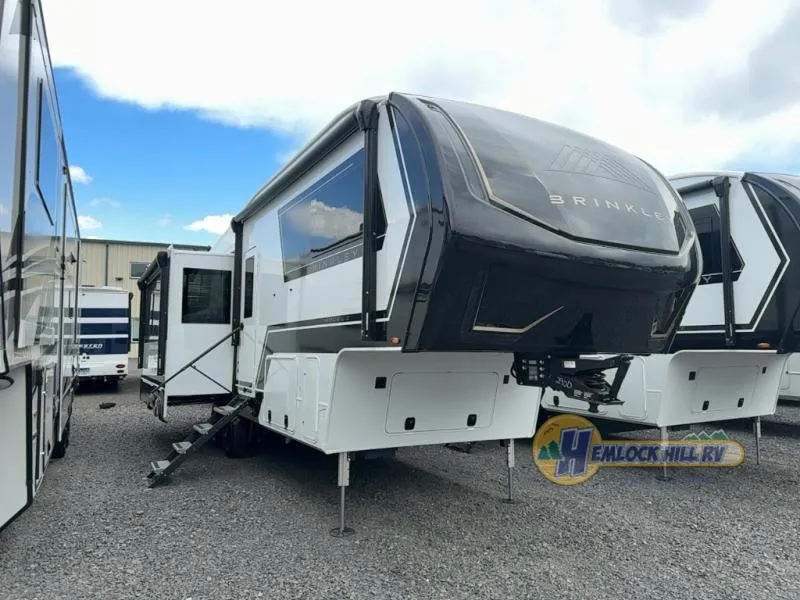 2026 Brinkley Model Z 2900 - Photo 2