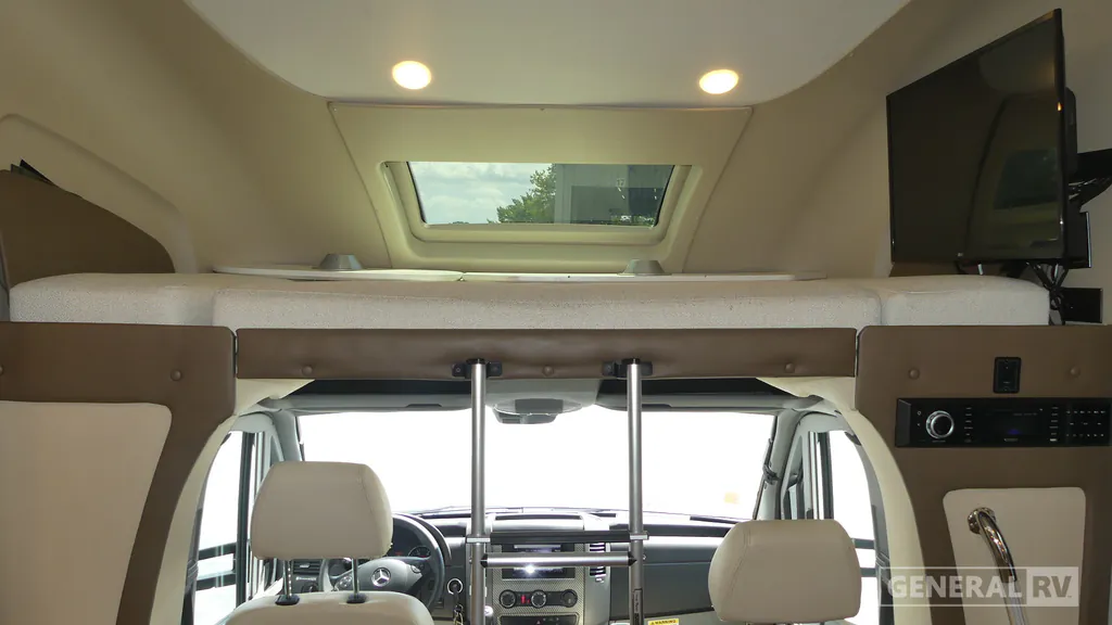 2019 Tiffin Wayfarer 24 FW, Photos photo 14