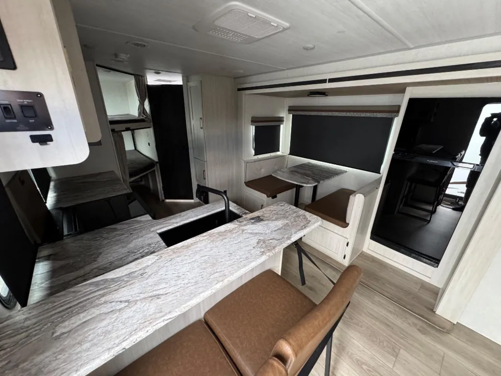 2024 Forest River Surveyor Legend 260BHLE, Photos photo 8