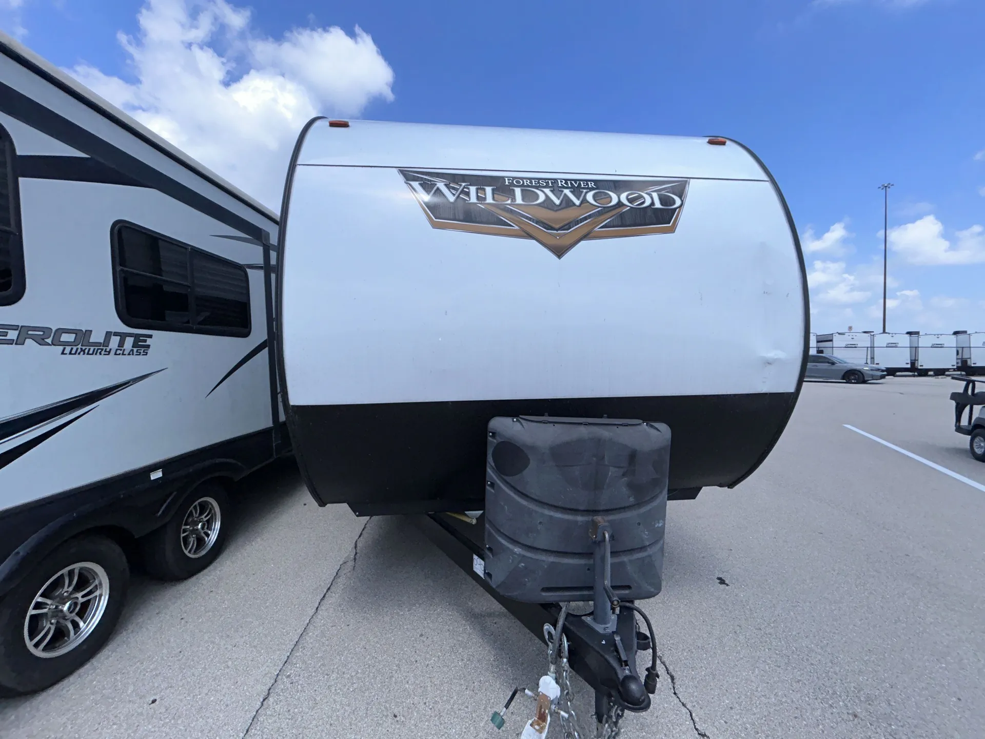 2020 Forest River Wildwood 27RE — front