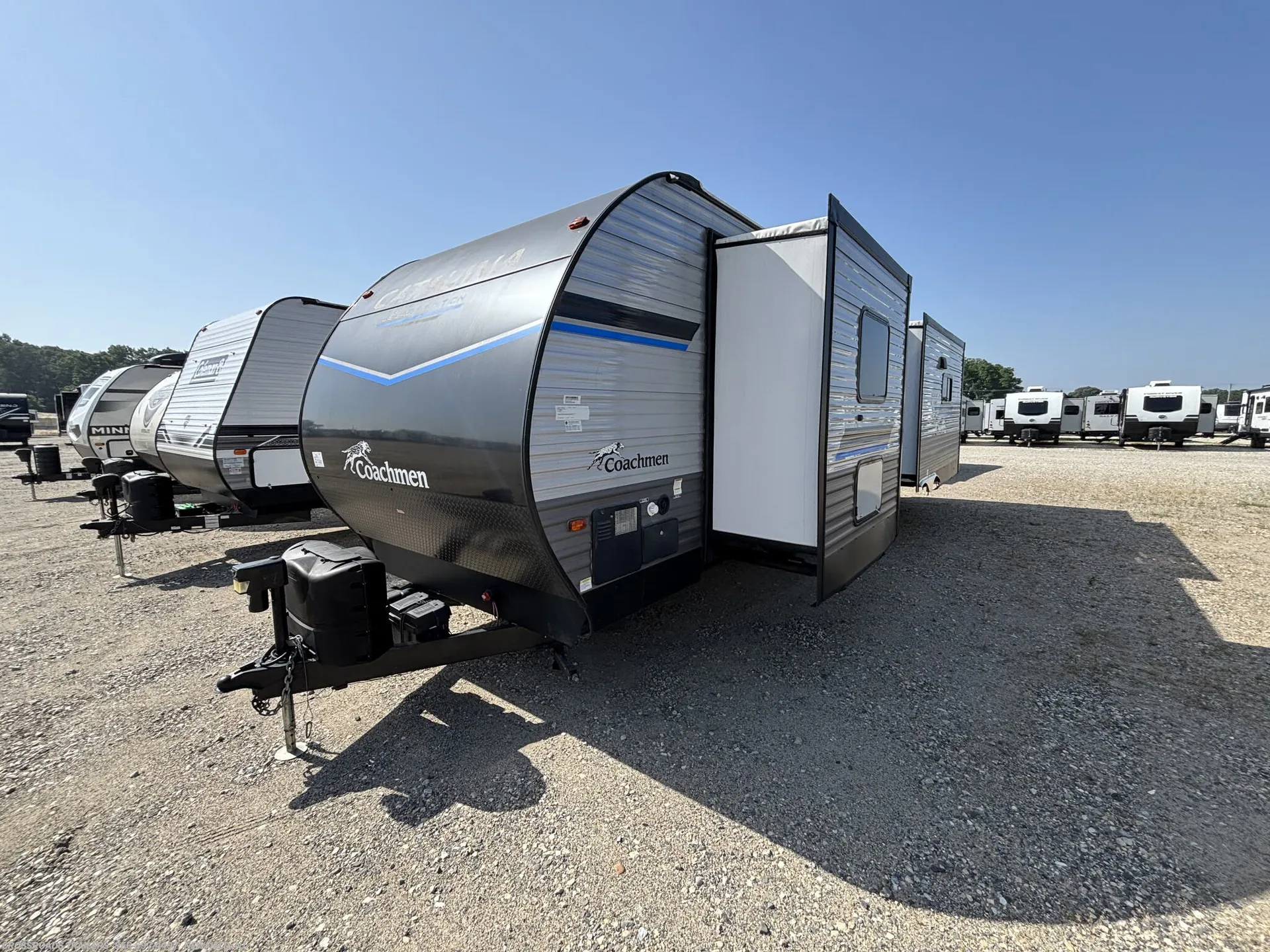2023 Coachmen Catalina Legacy Edition 313RLTS - Photo 4
