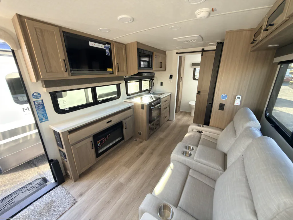 2027 Forest River Rockwood Mini Lite 2524FBT, Photos photo 12