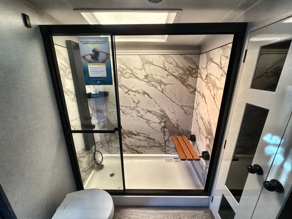 2027 Jayco Pinnacle 36FBTS, Photos photo 41