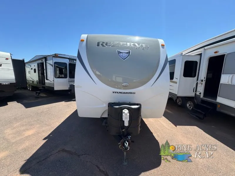2015 CrossRoads RV ReZerve 28BH - Photo 3