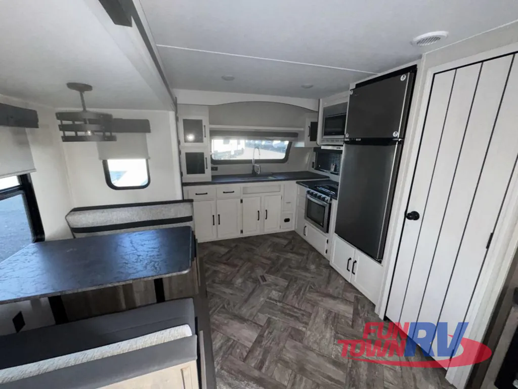 2023 Forest River Puma 31FKRK, Photos photo 14