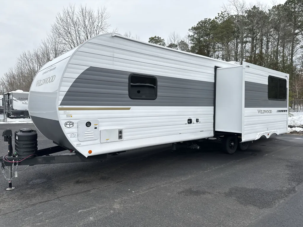 2026 Forest River Wildwood 300ICE, Photos photo 4