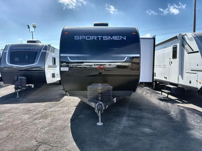2027 KZ Sportsmen SE 333BHKSE - Photo 3