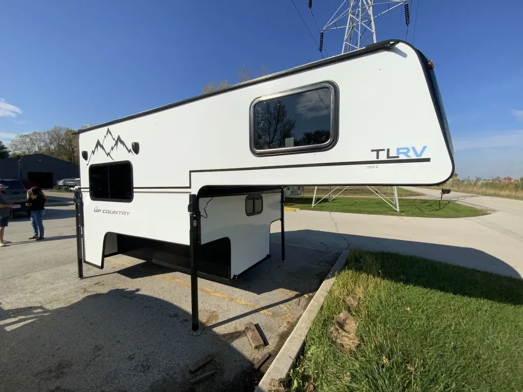2026 Travel Lite Up Country 850U - Photo 3