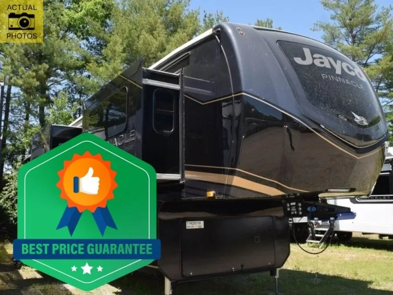 2026 Jayco Pinnacle 39FLOK - Photo 2