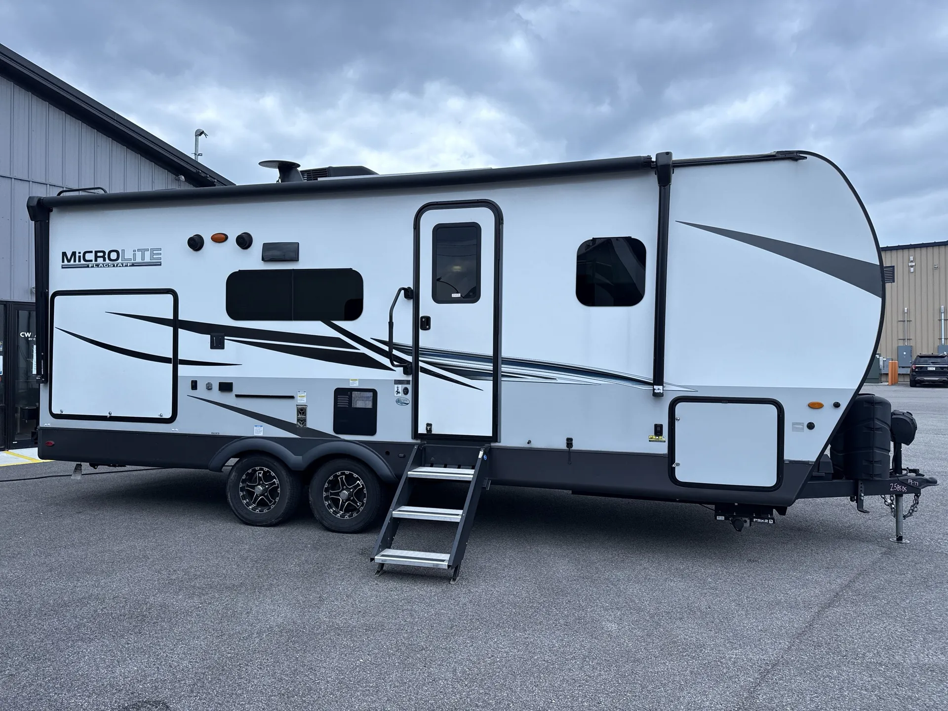 2023 Forest River Flagstaff Micro Lite 25BSDS — campside