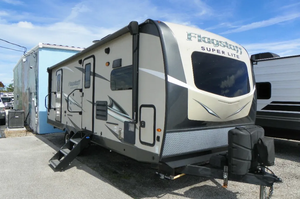 2021 Forest River Flagstaff Super Lite 26FKBS - Photo 2