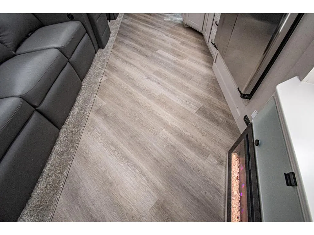 2027 Entegra Coach Emblem 36U, Photos photo 37