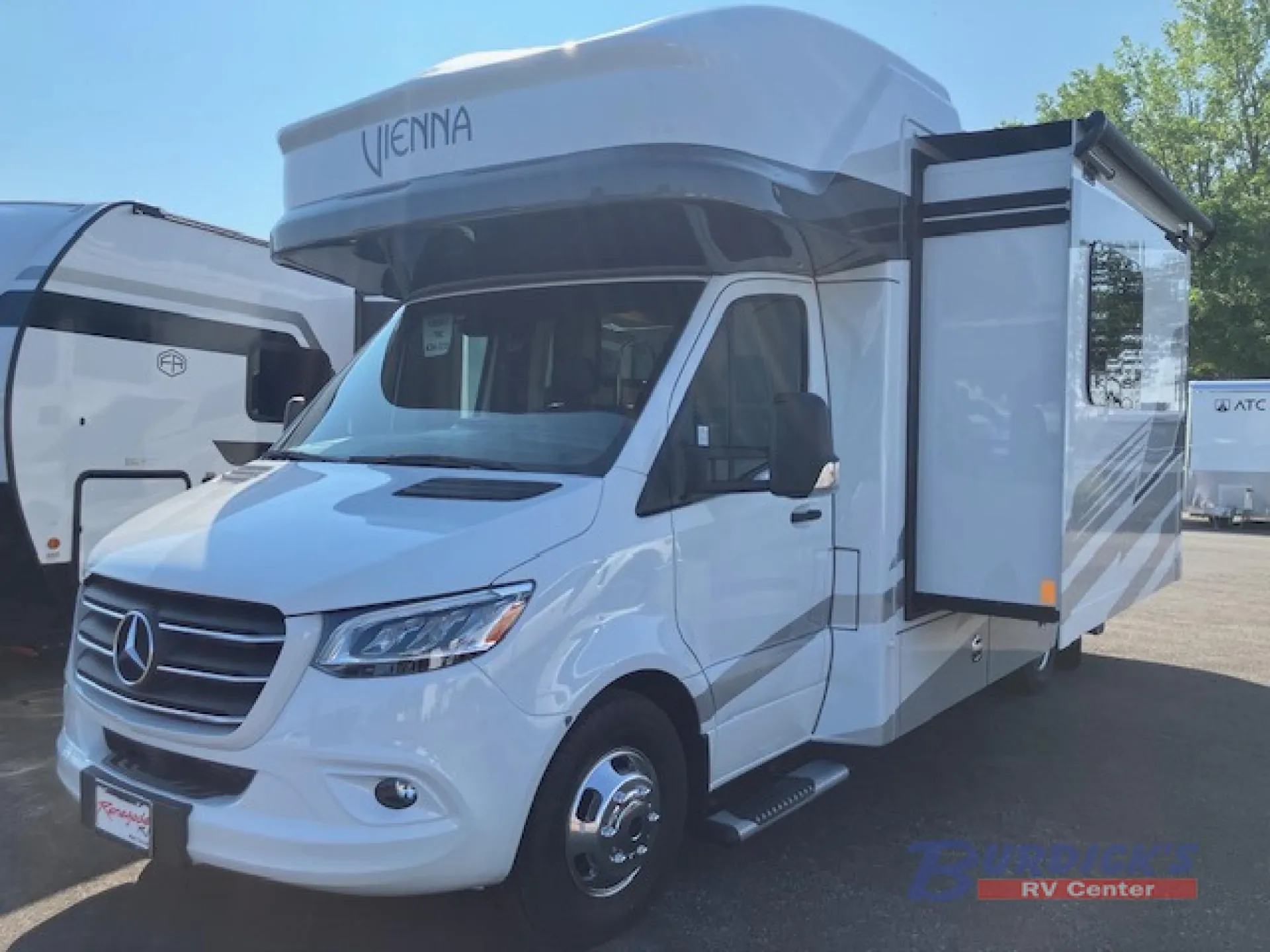 2026 Renegade RV Vienna 25TBC - Photo 3