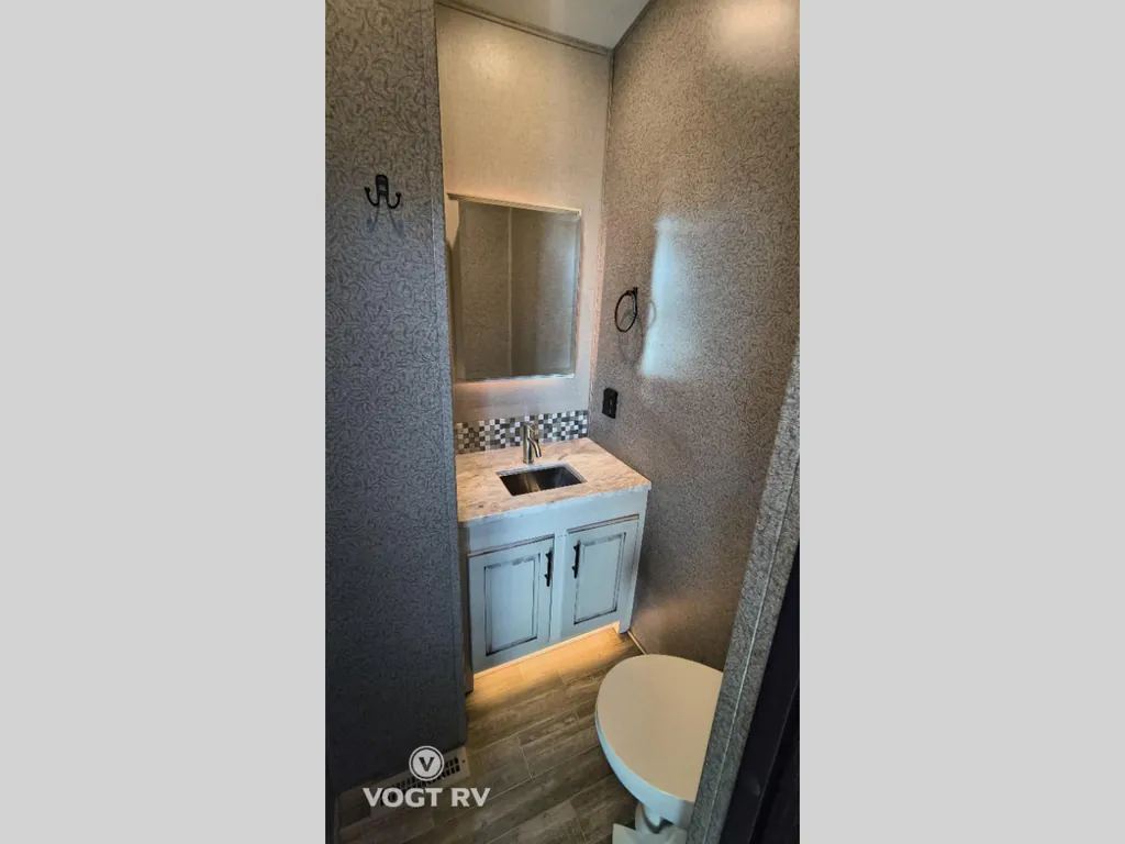 2021 Jayco North Point 387FBTS, Photos photo 31