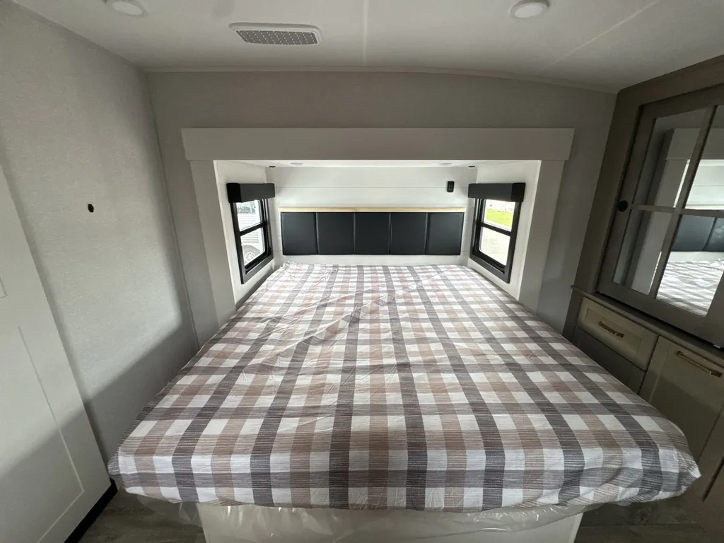 2026 Jayco Eagle 321RSTS, Photos photo 24