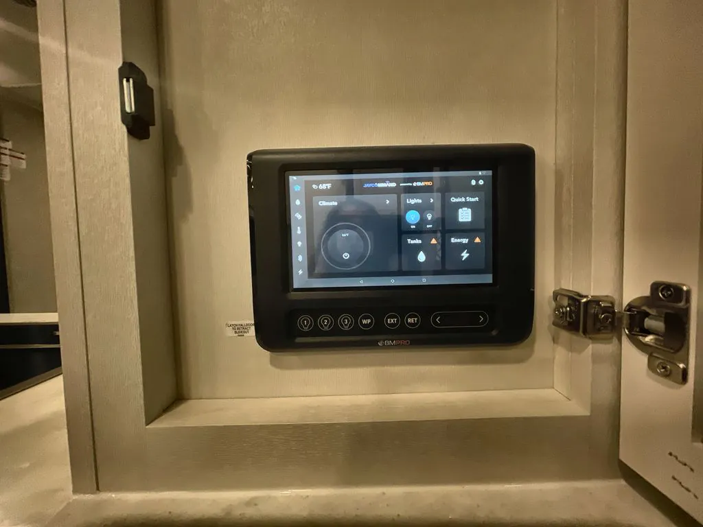 2025 Jayco Seismic Luxury Series 4113, Photos photo 21